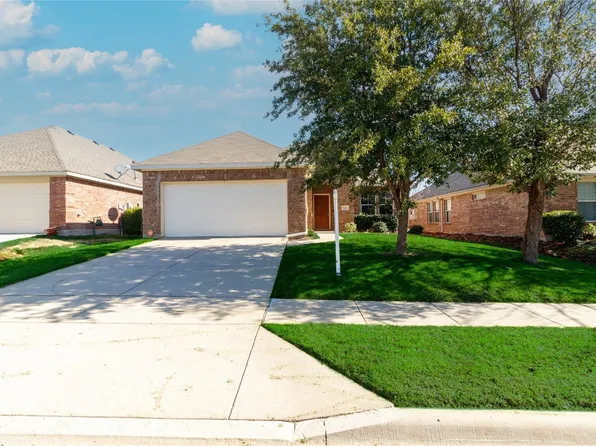 1405 Samantha Creek Dr, Little Elm, TX 75068