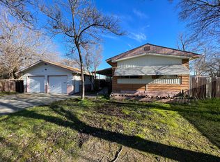 810 Center Ave, Red Bluff, CA 96080