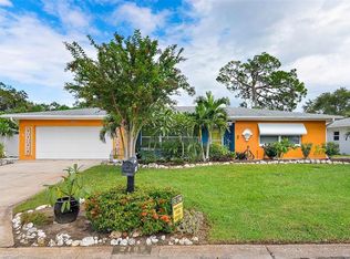 2199 Sunset Cir, Largo, FL 33774