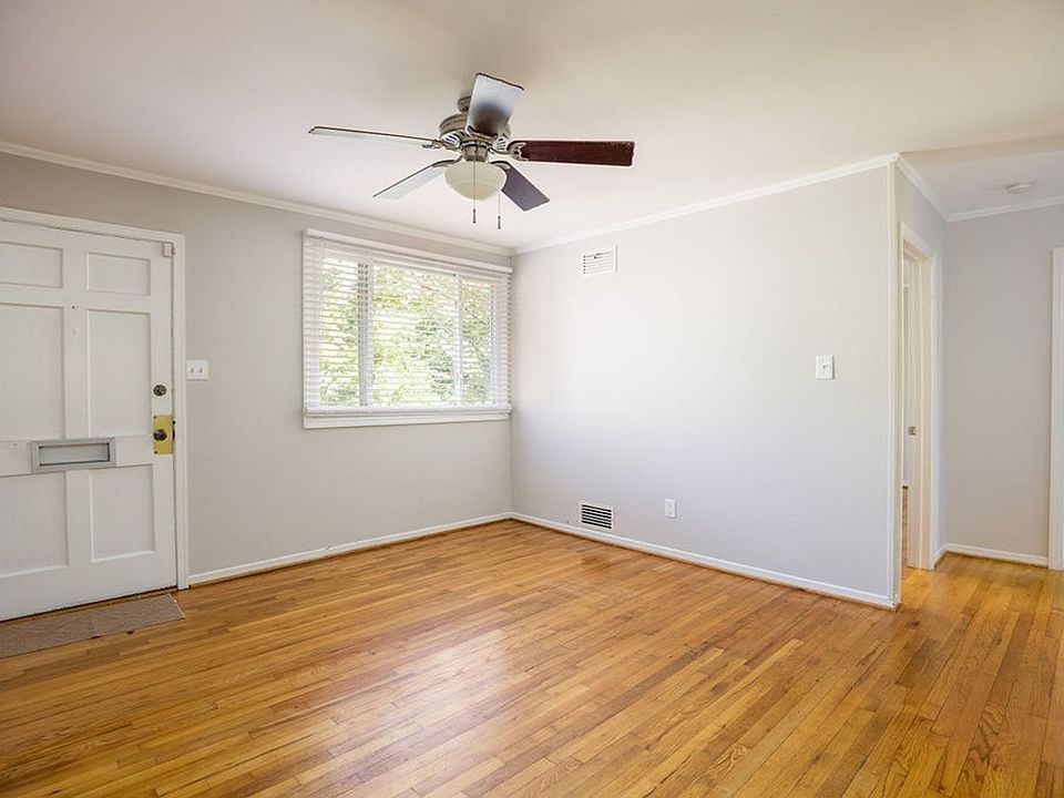 1st image of 516 N Tremont Dr
