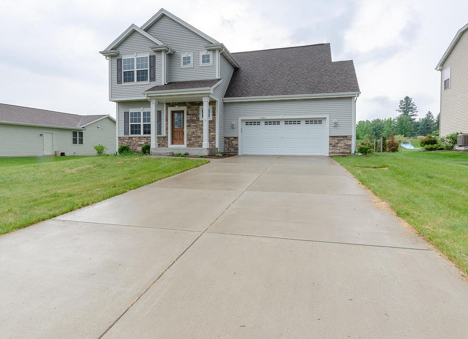 2nd image of N8016 Woodland Ct