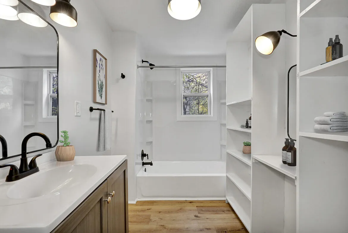 2 bed, 1600 sqft, $1,150 — Photo 1