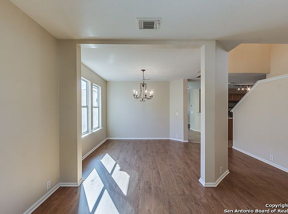3rd image of 5730 Grandwood Dr