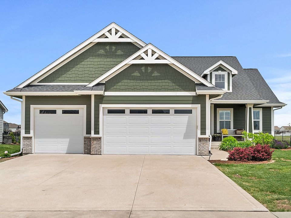 1st image of 2206 NW 40th St