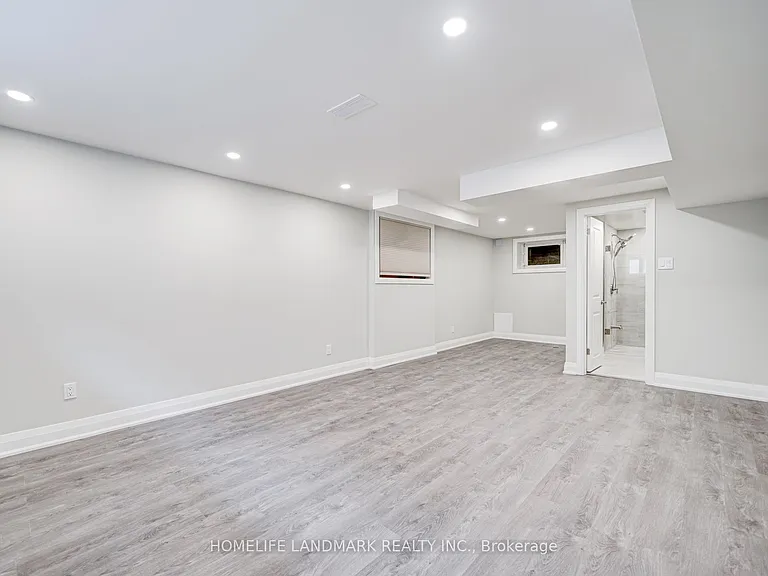 7 Knightswood Rd — Photo 45