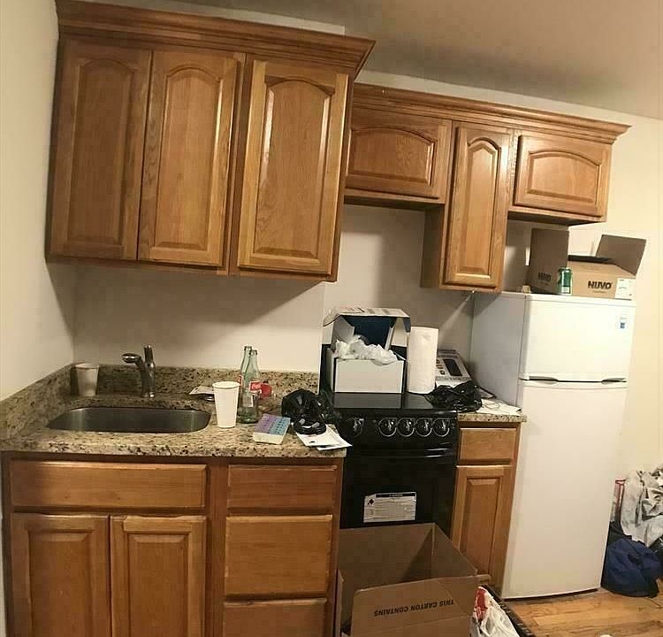 2nd image of 139 1st Ave APT 1