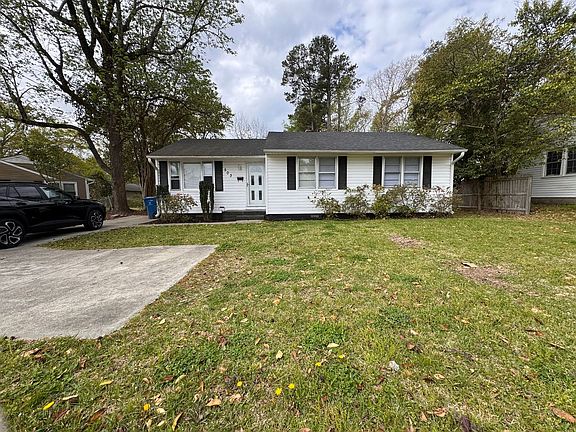2nd image of 503 Henderson Dr