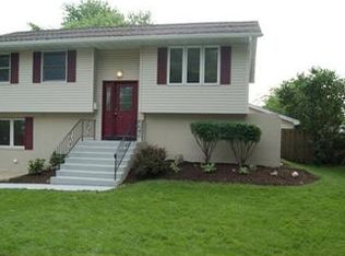 341 Homer Ave, Romeoville, IL 60446