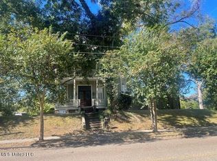 2234 Drummond St, Vicksburg, MS 39180