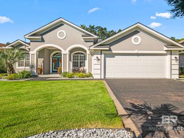 99 Lagoon Dr, Gulf Shores, AL 36542