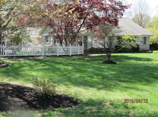 4318 Lowe Rd, Cambridge, KY 40220