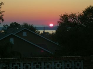 900 N Citrus Ave, Howey In The Hills, FL 34737