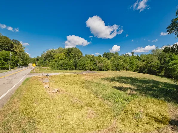 1 Linden Rd N, Canonsburg, PA 15317