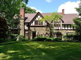6393 Grand Vista Ave, Cincinnati, OH 45213