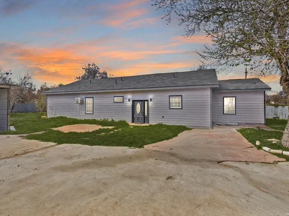 4344 Mountain Pass, Von Ormy, TX 78073