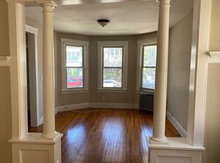 26 Grove St, Elizabeth, NJ 07202