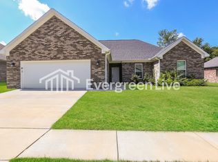 4533 Western Woods Dr, Benton, AR 72015