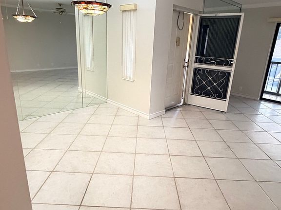 5th image of 802 Sky Pine Way APT A2