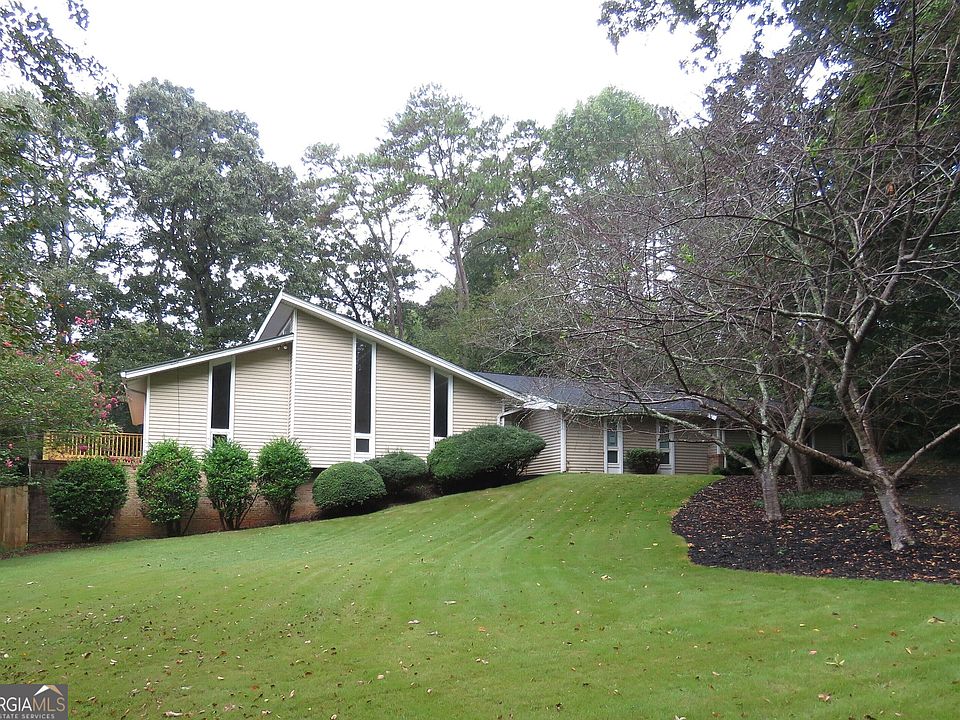 1st image of 2079 Silversmith Ln