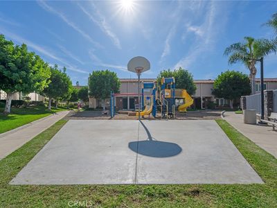 700 W La Veta Ave Unit P15, Orange, CA, 92868