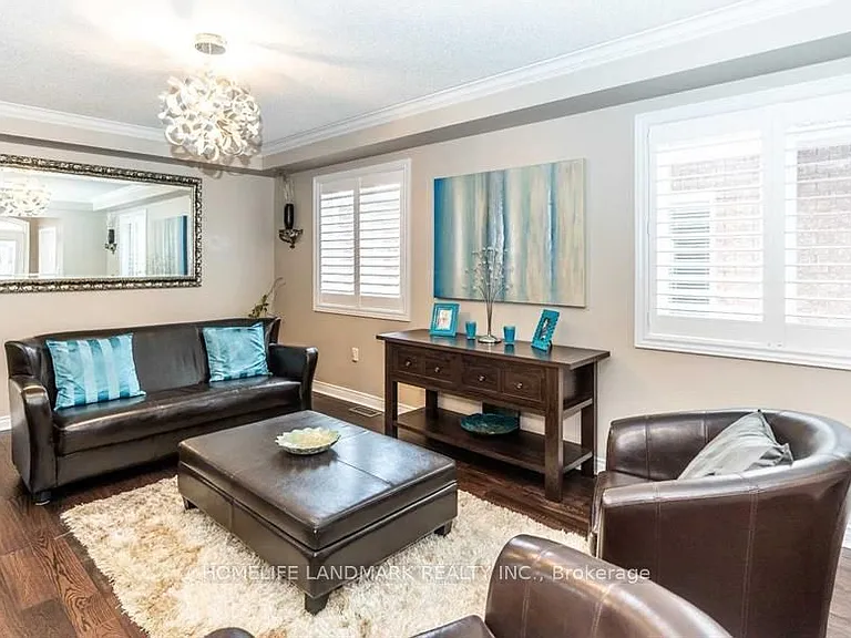 66 Woodcock Ave #MAIN UPPER — Photo 3
