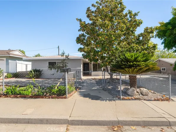 672 N 17th St, Banning, CA 92220