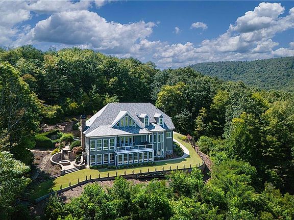 5th image of 430 Sassafras Mountain Laurel Ln