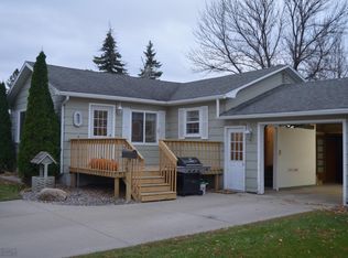 15 7th St E, Ada, MN 56510