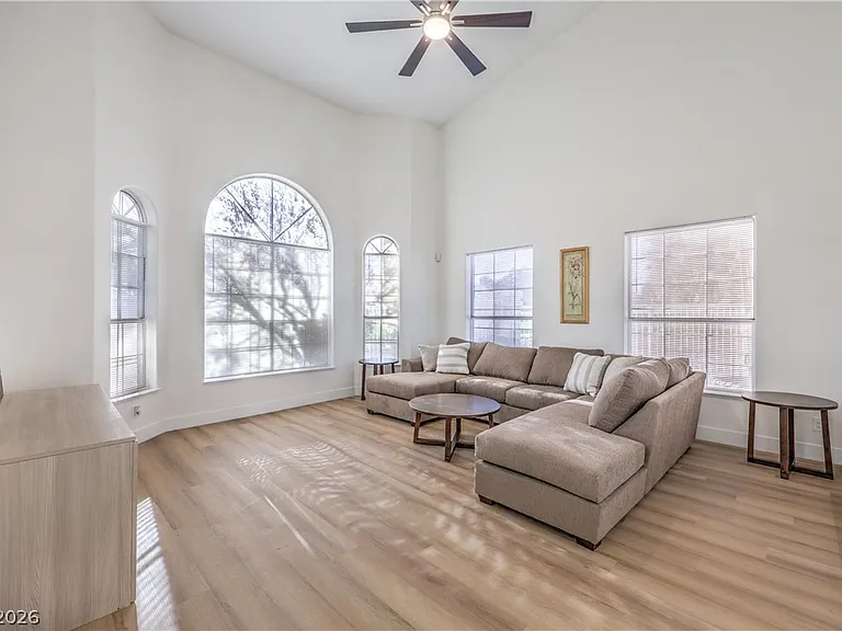 5152 Forest Oaks Dr — Photo 6