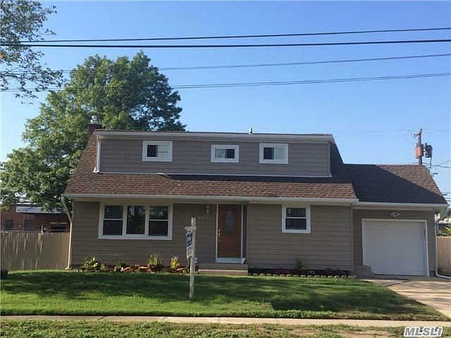 1st image of 694 Everdell Ave