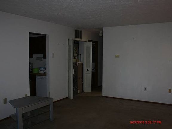 3rd image of 433-437 Windmill Dr