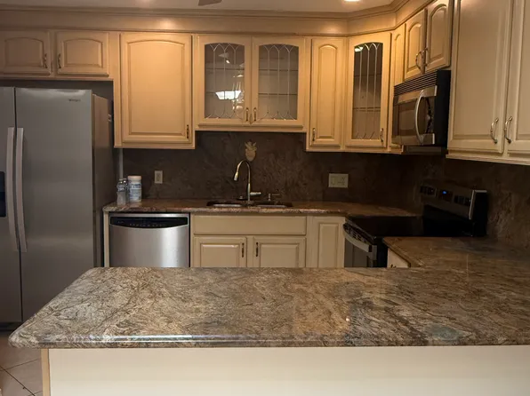 1459 Captains Walk APT A, Fort Pierce, FL 34950