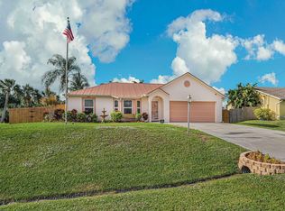 2074 SW Certosa Rd, Port Saint Lucie, FL 34953