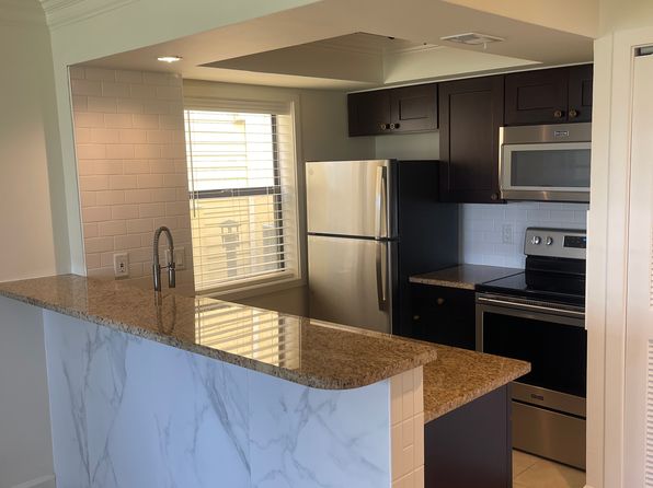 100 Fairways Park #1007