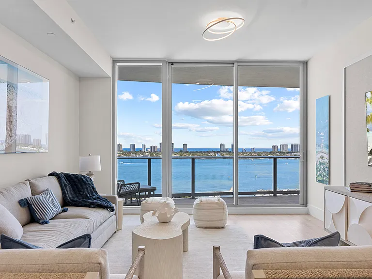 220 Lake Shore Dr #1410 — Photo 8