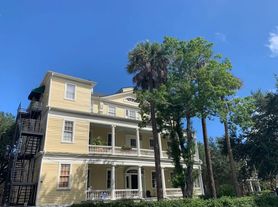 107 Ashley Ave, Charleston, SC