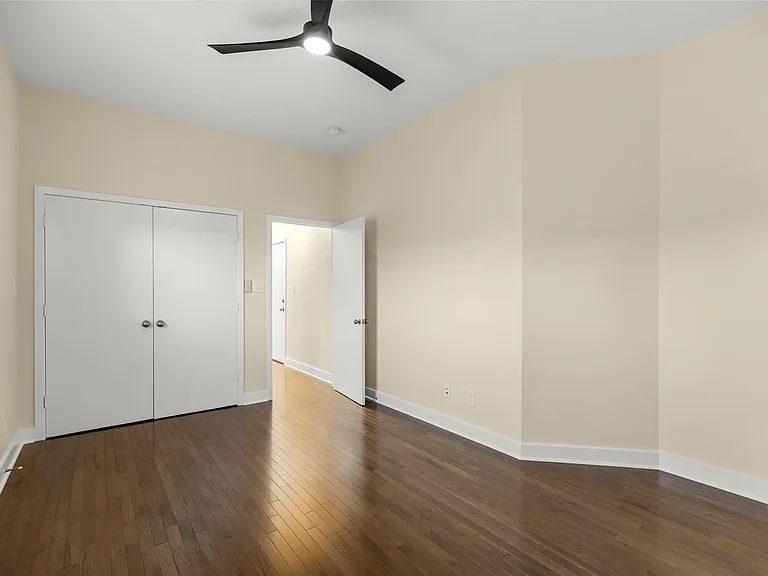 903 Roy St — Photo 5