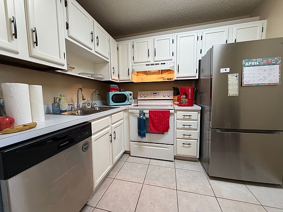 5th image of 60 Woodland Dr #110
