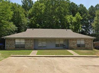 1006 Cheryl St #B, Longview, TX 75604