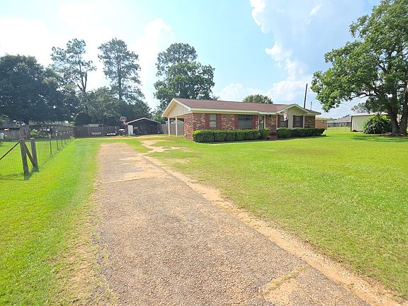 3rd image of 102 Weeping Willow Rd