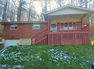 1566 Clark Rd, Charleston, WV 25314