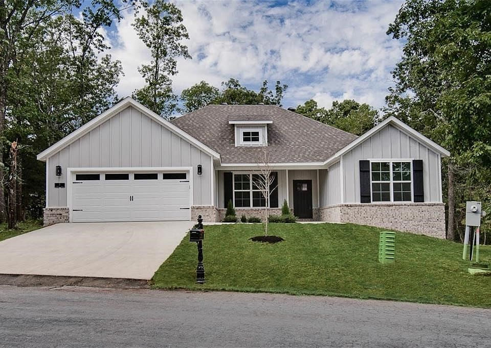 1st image of 5 Cindy Ln