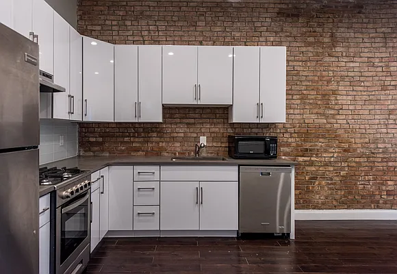 Rented by Nooklyn NYC LLC | media 47