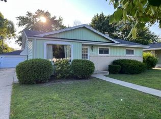 5018 Pershing Blvd, Kenosha, WI 53144