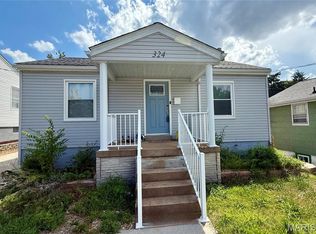 324 Degenhardt Ave, Saint Louis, MO