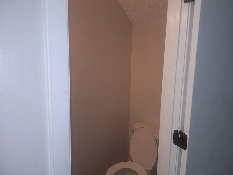 10115 Island Rd — Photo 16