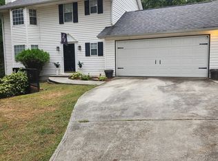3226 Boulder Brook Dr, Lithonia, GA