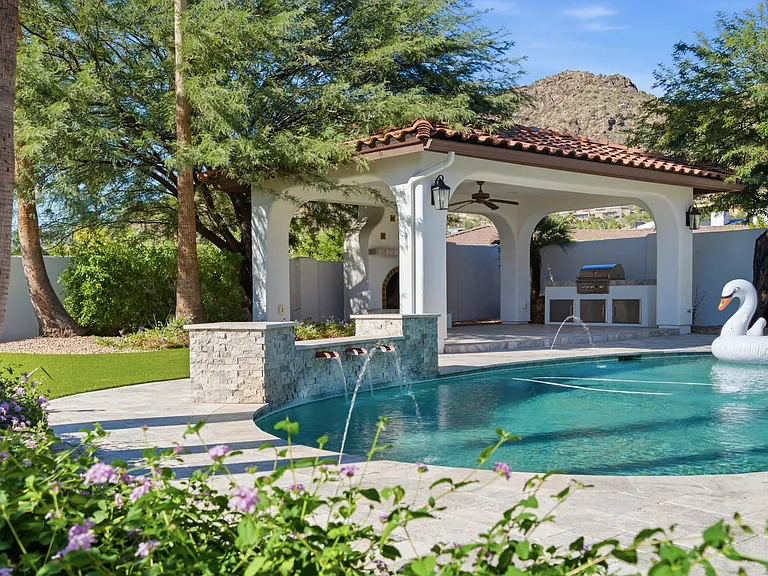 5828 E Cactus Wren Rd — Photo 37