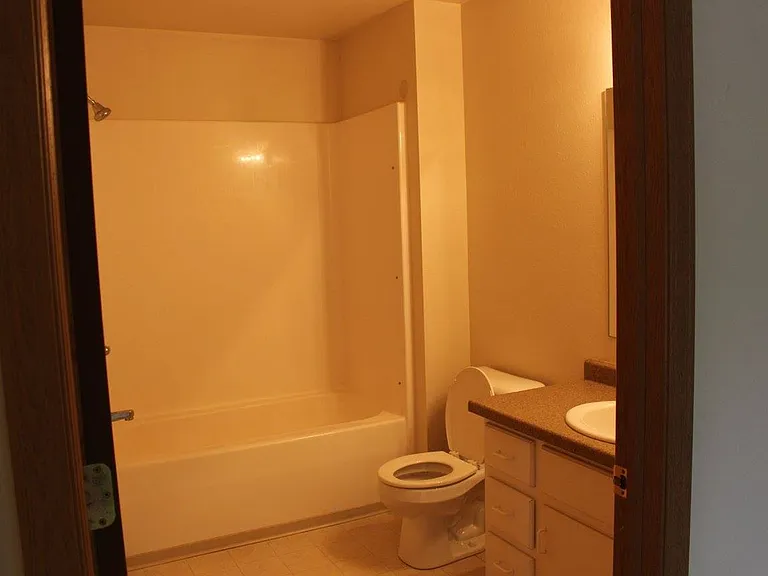 3425 Wilson Ave — Photo 11