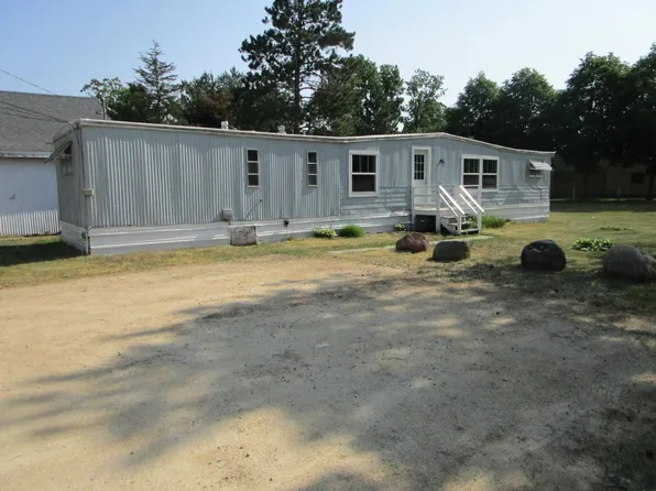 124 1/2 N Linden St, Adams, WI 53910